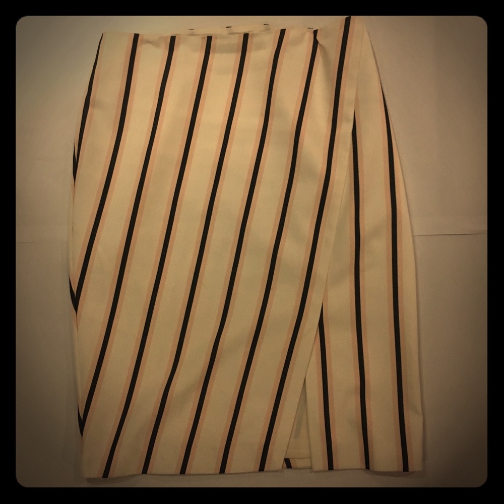 White House Black Market Pencil Skirt